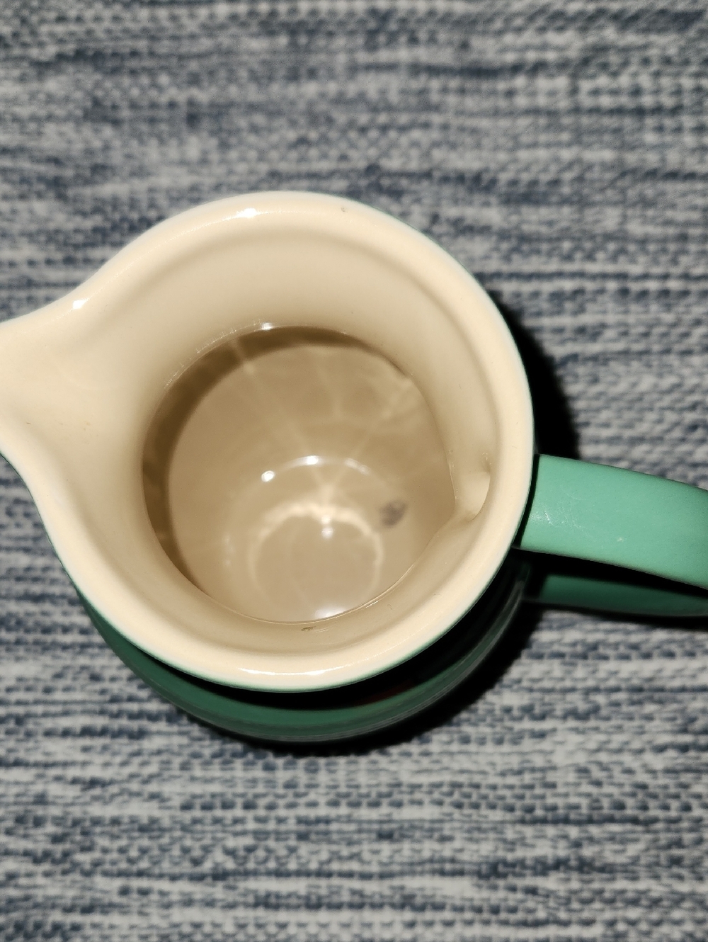 Le Creuset pitcher - Picture 2 of 7